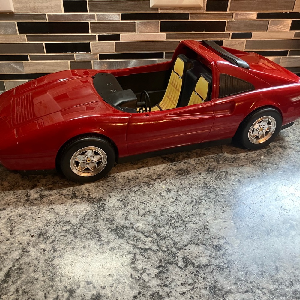Vintage 1986 Mattel Barbie Ferrari GTS Red Convertible Sports Car